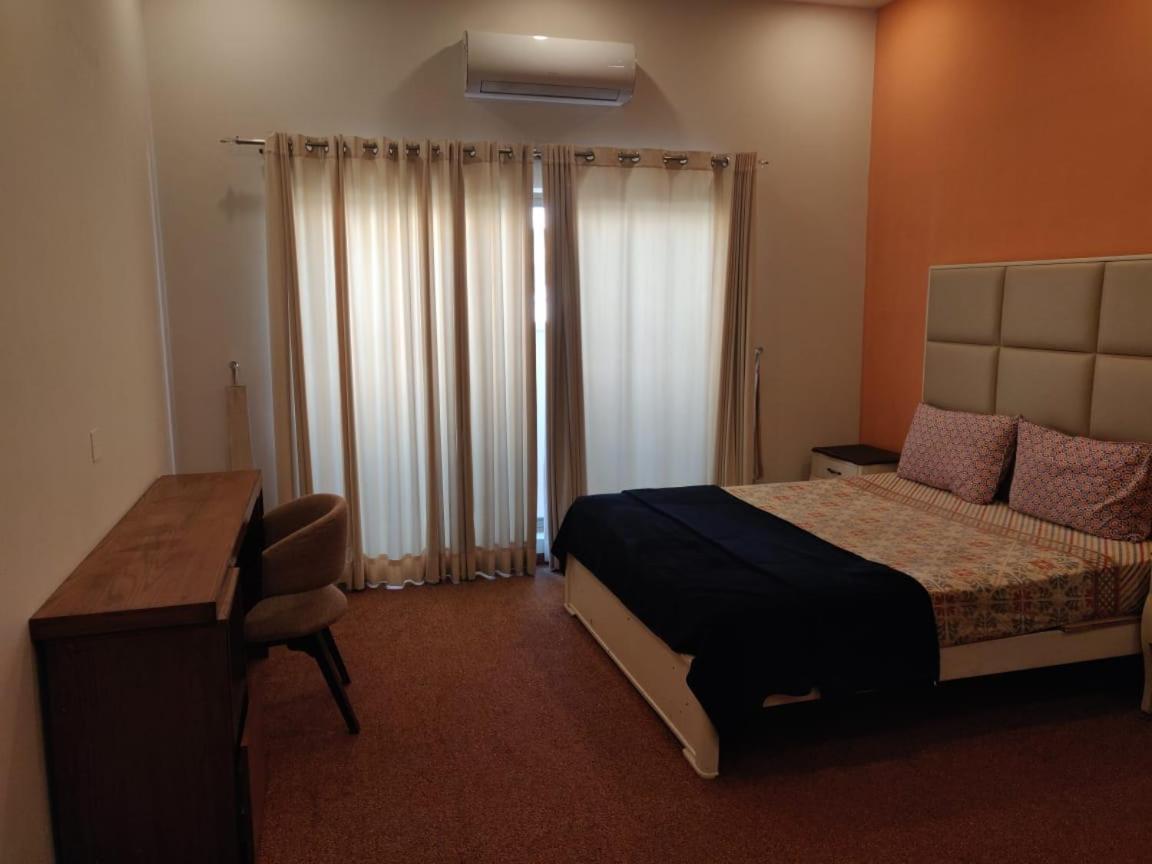 Zaib Guest House E-11 이슬라마바드 외부 사진