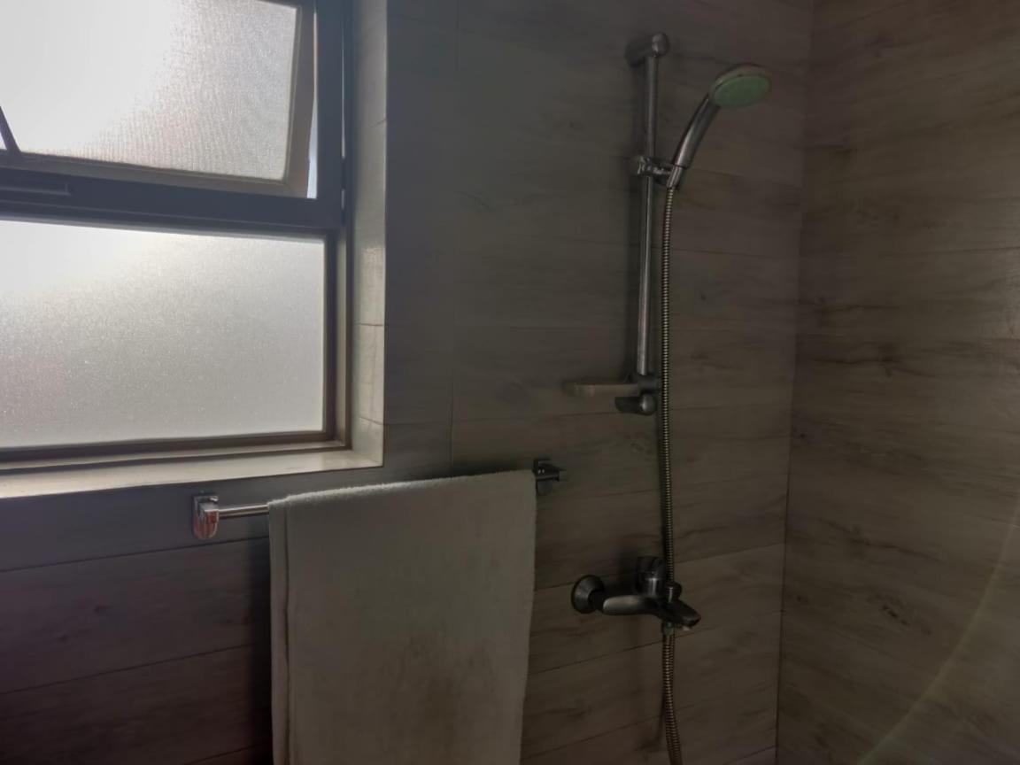Zaib Guest House E-11 이슬라마바드 외부 사진
